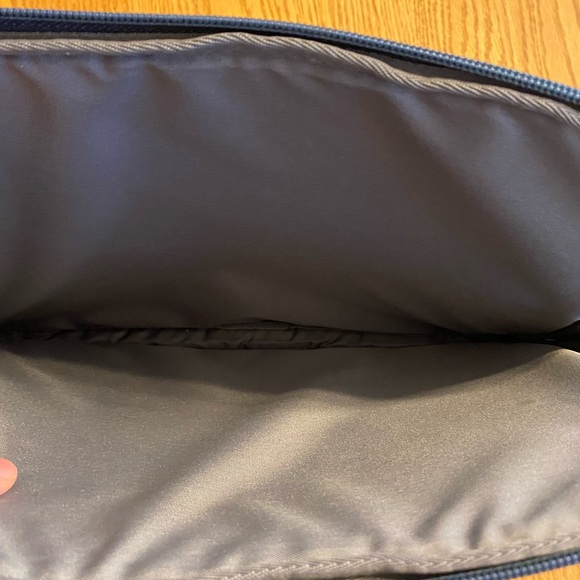 Case logic | computer or tablet padded case - Picture 3 of 5